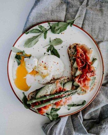 aigars peda HEG9RhlLKTY unsplash Avocado Bruschetta with Parma Ham, Asparagus and Poached Egg