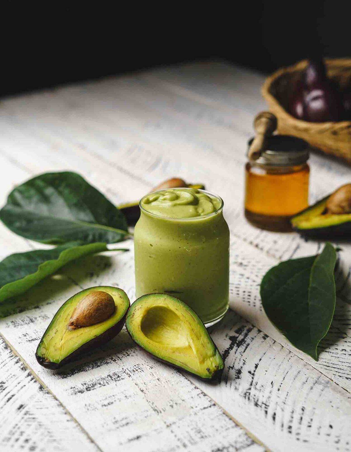 art rachen hcPbb8ZlPyQ unsplash How to Pit and Cut An Avocado the Easy Way