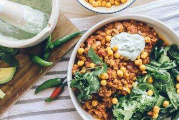 calum lewis 5YsfTSf4RBc unsplash Vegetarian Chilli Con Carne with Roasted Chickpeas