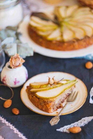 dilyara garifullina 7VX 9M2TL 4 unsplash Fresh Pear Cake with Sliced Pears