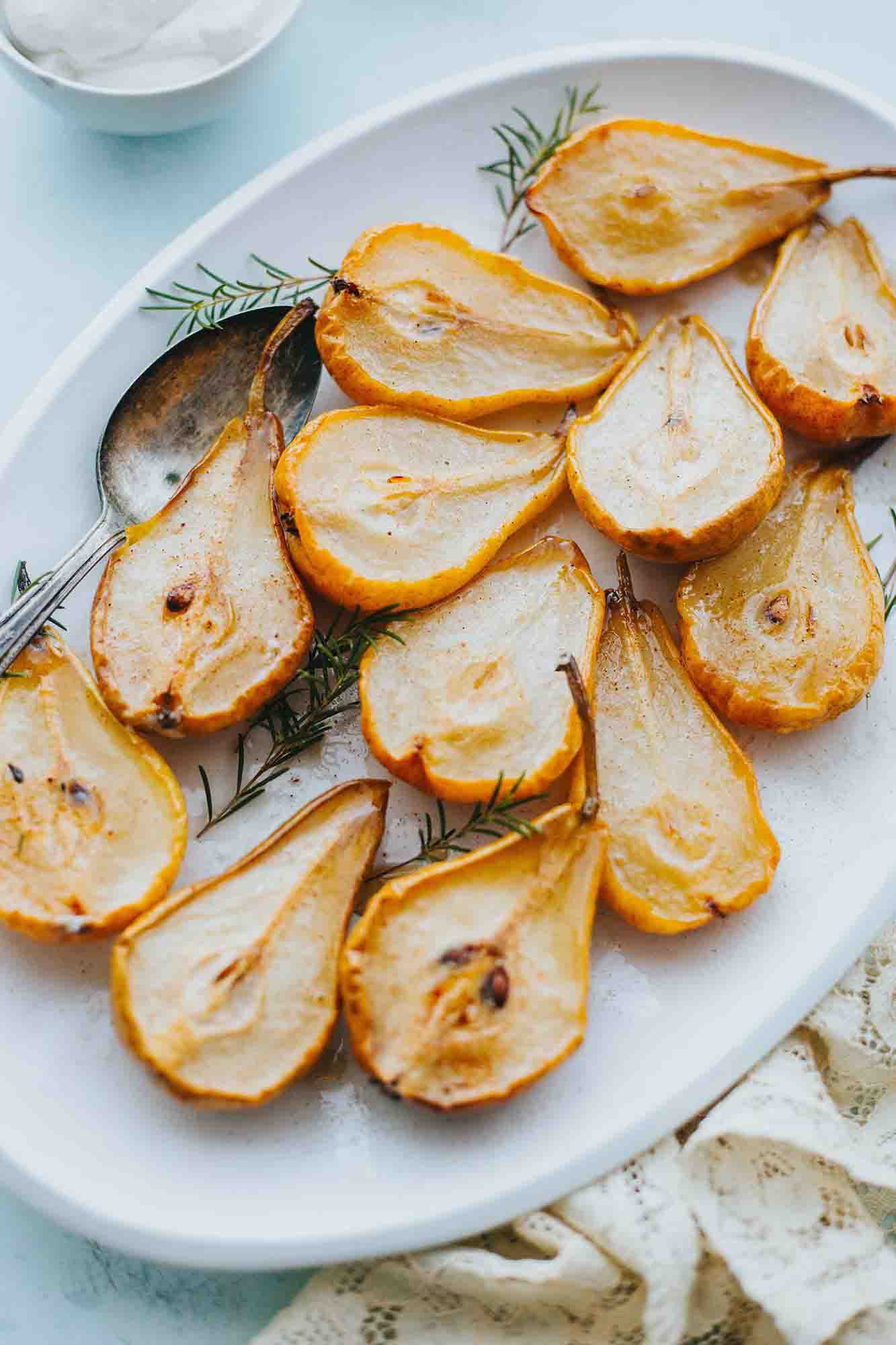 khloe arledge yYX0ocPoyQk unsplash Dehydrating Fruit, How to dry 6 fruits for snacking and storing