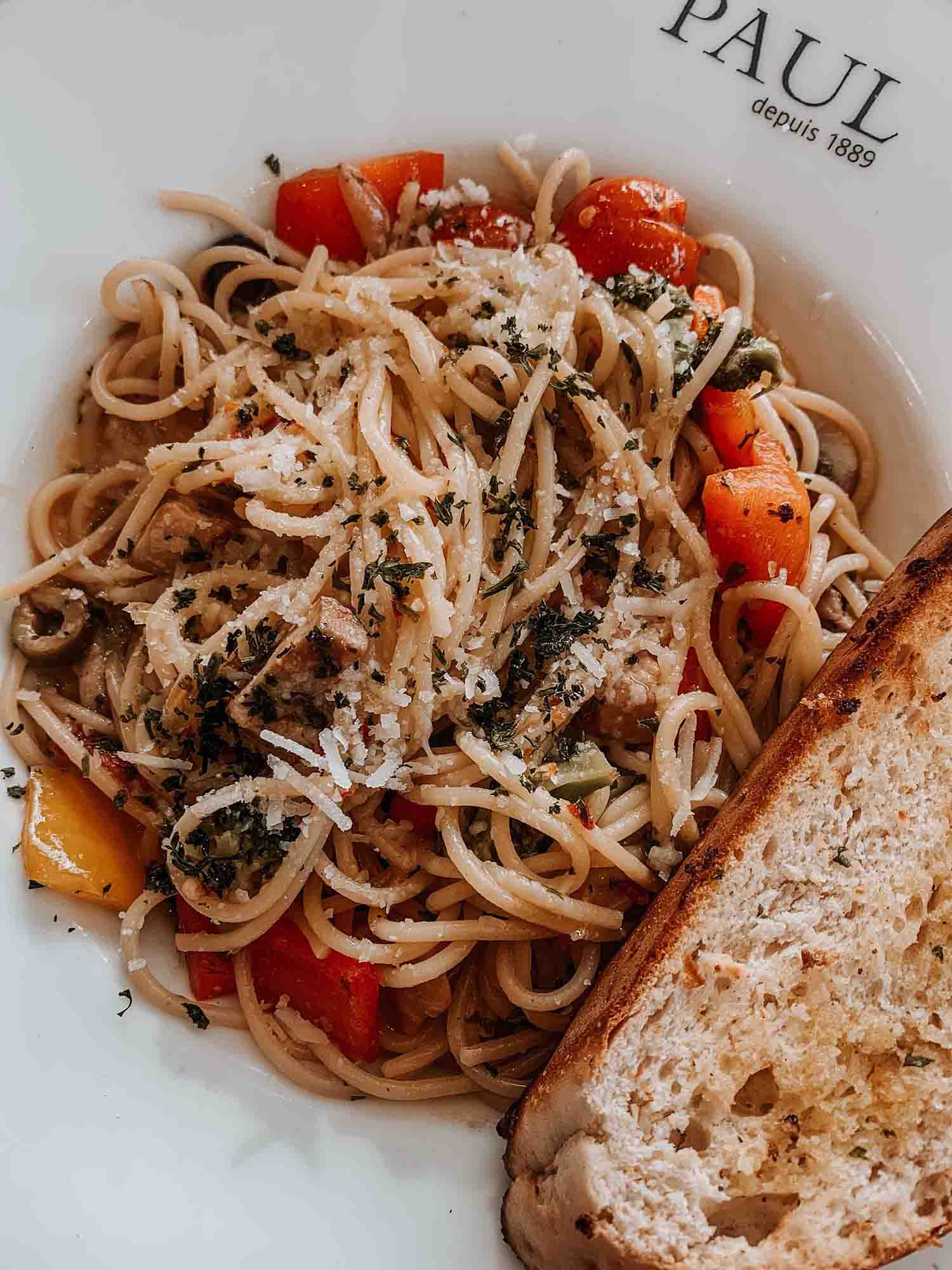 mahima agarwal kNN XUy lrs unsplash One Pot Melty Burrata Lemon Pesto Pasta