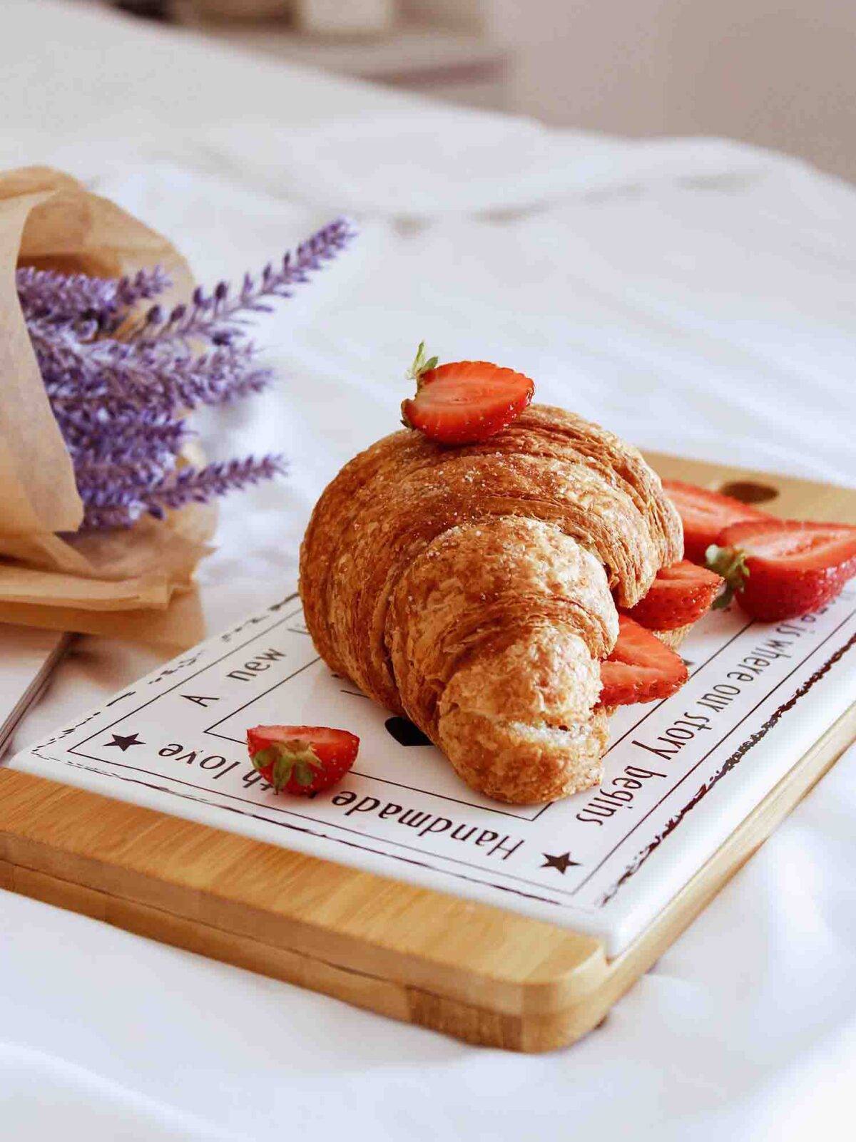 nataliya melnychuk Li2zmWtG8Ns unsplash The 35 Most Popular Easy Summer Recipes